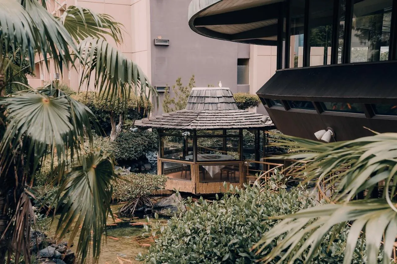 Japanese Cultural Experience: Pagoda Hotel In Honolulu, Hi 美国
