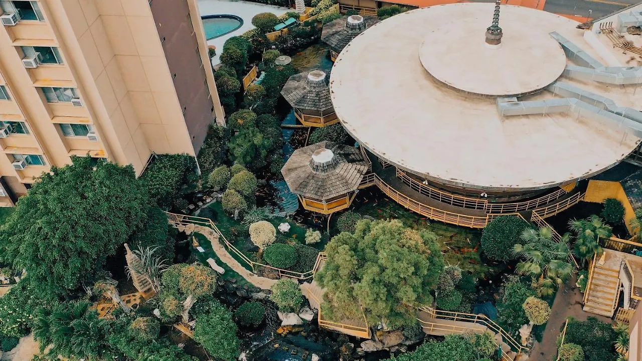 Japanese Cultural Experience: Pagoda Hotel In Honolulu, Hi  Honolulu